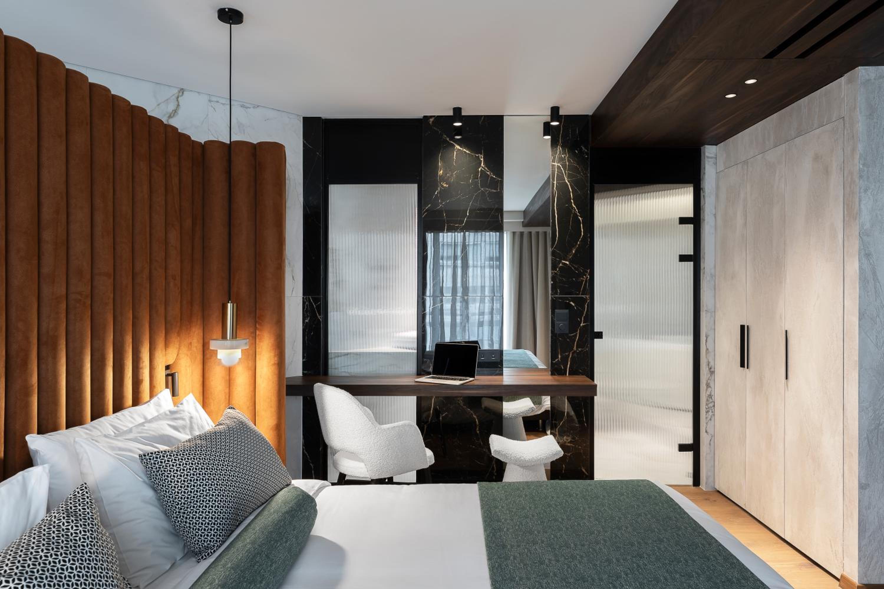 1 Bedroom, Suite