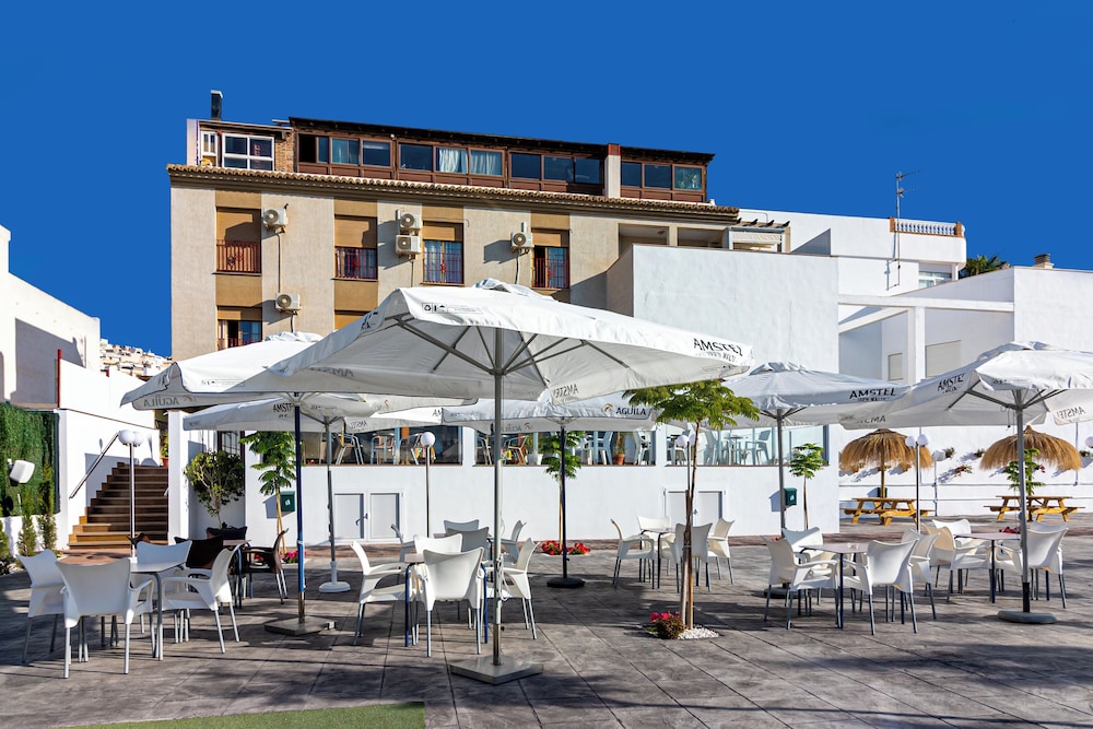 Hotel Avenida Tropical By Bossh 3/50