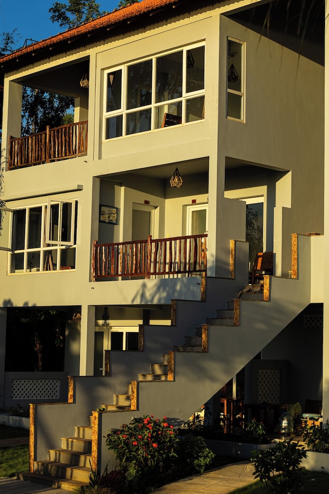 Cosiana Resort 6/50