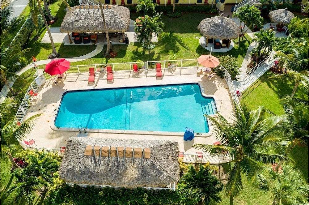 Oceans Beach Resort Suites 64/67