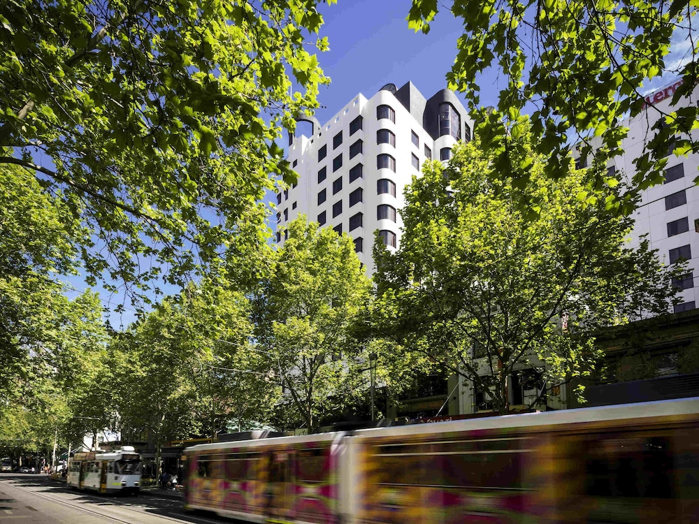 Pullman Melbourne City Centre 2/80