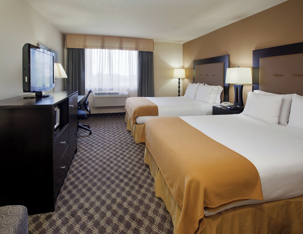 Holiday Inn Express Union City(San Jose) 27/59