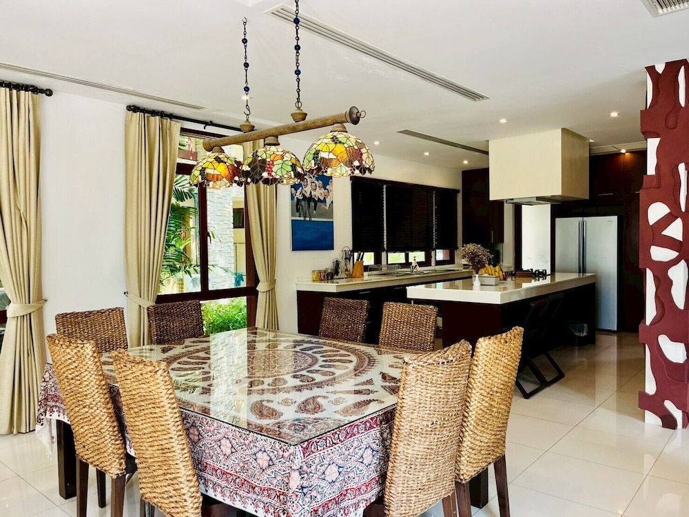 Amatapura Beach Villa 12 47/57