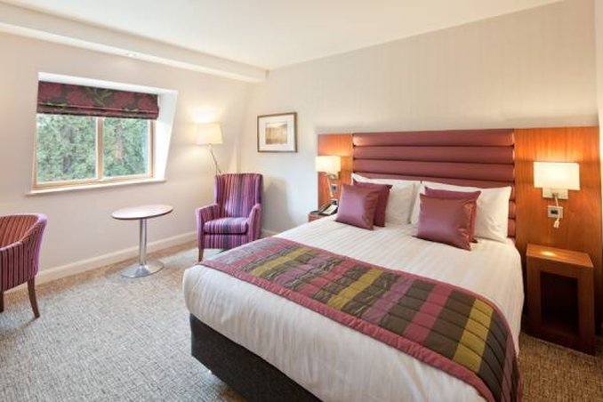 Drayton Manor Hotel 6/20