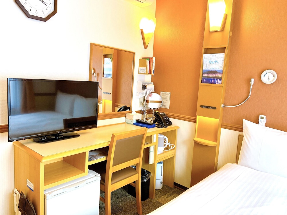 Toyoko Inn Osaka Umeda Nakatsu No 1 51/61