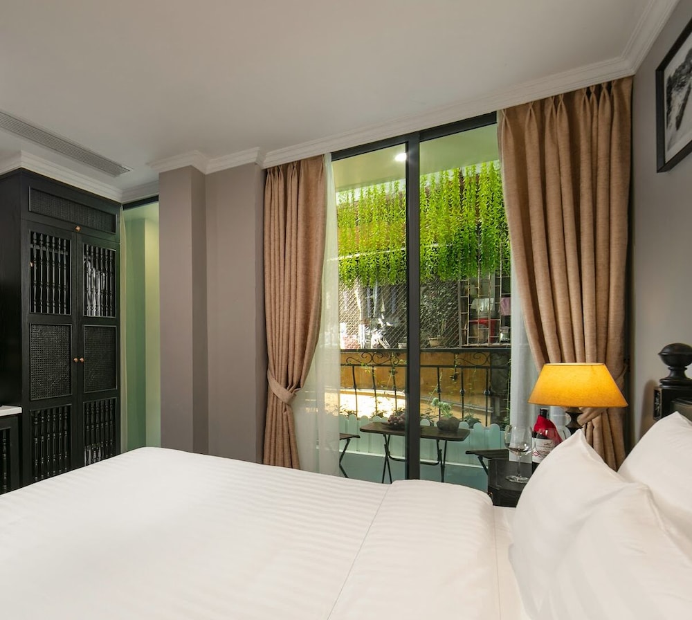 Hanoi Paradise Center Hotel & Spa 4/23
