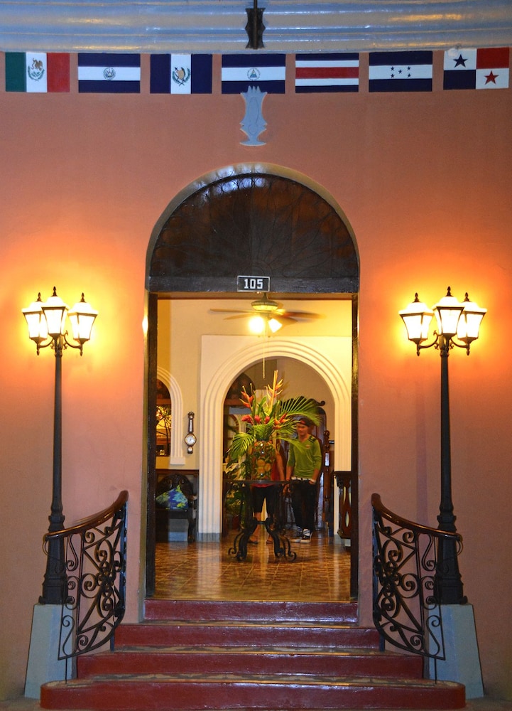 Hotel Los Balcones Leon 6/48