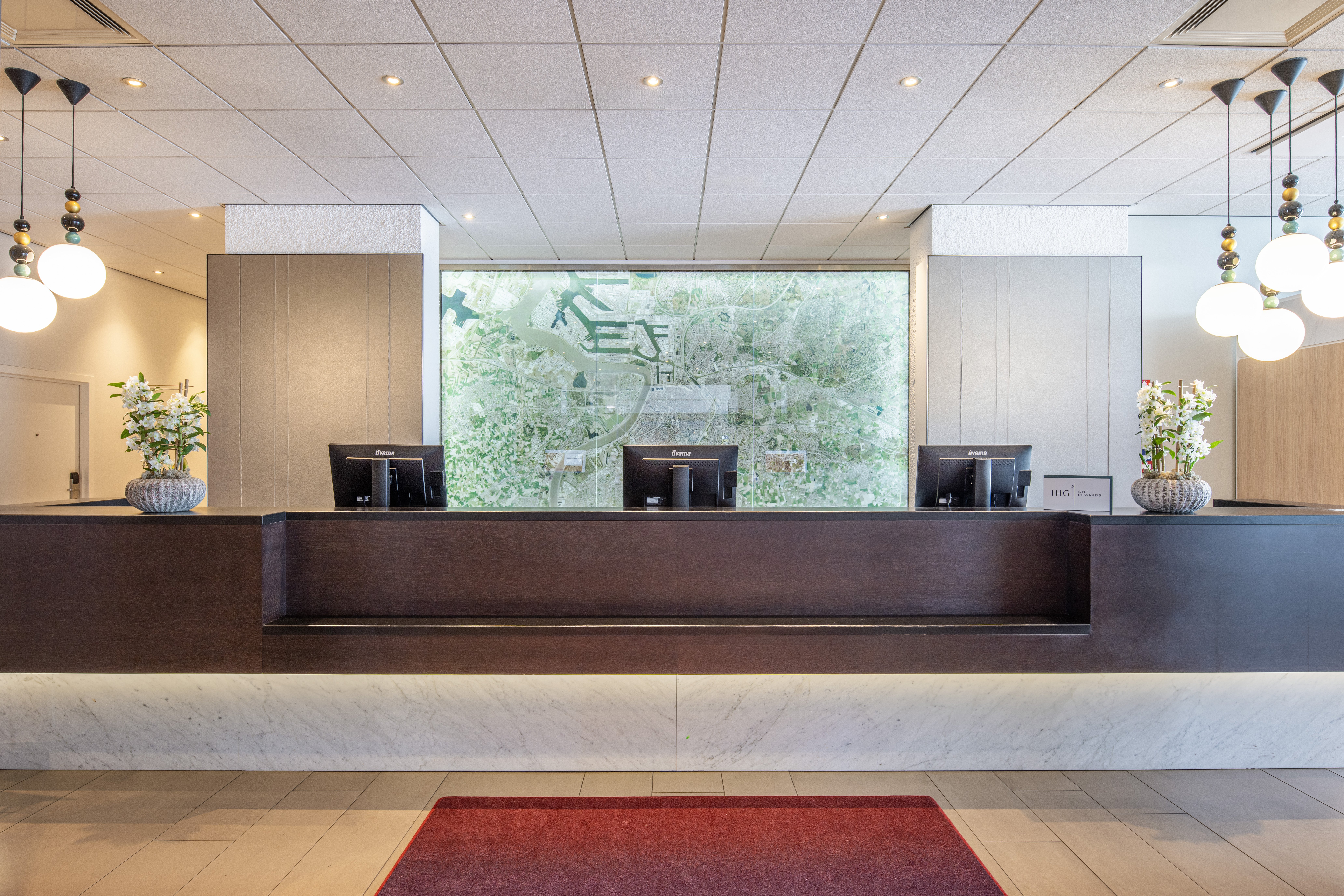 Crowne Plaza Antwerp 8/80