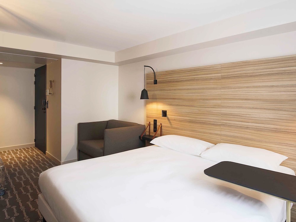 ibis Styles Laval Centre Gare 13/67