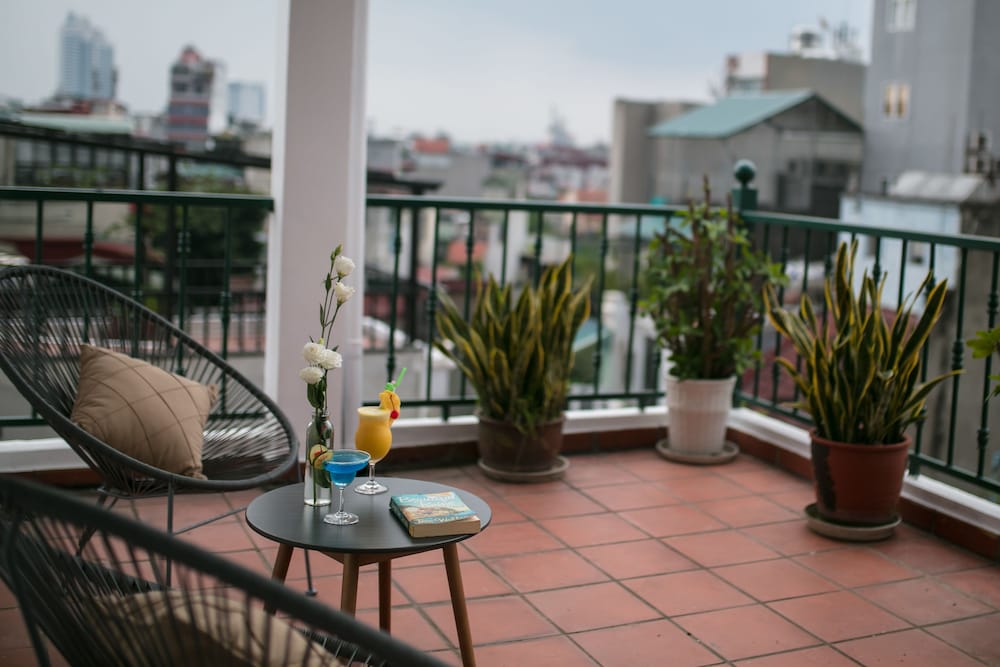 Hong Ngoc Dynastie Hotel 70/74