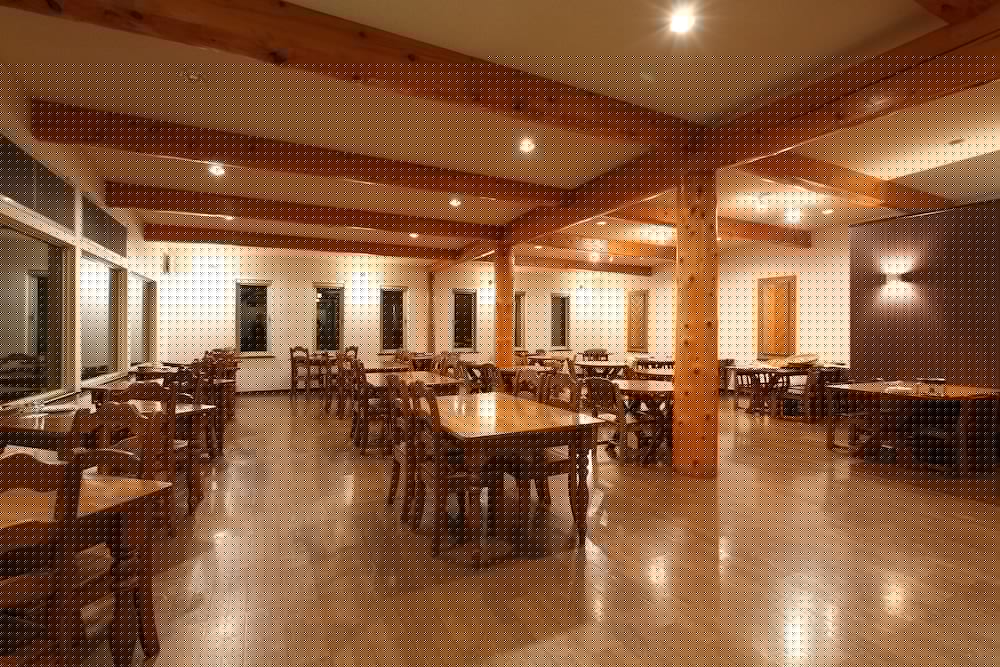 Resort Inn North Country 37/43