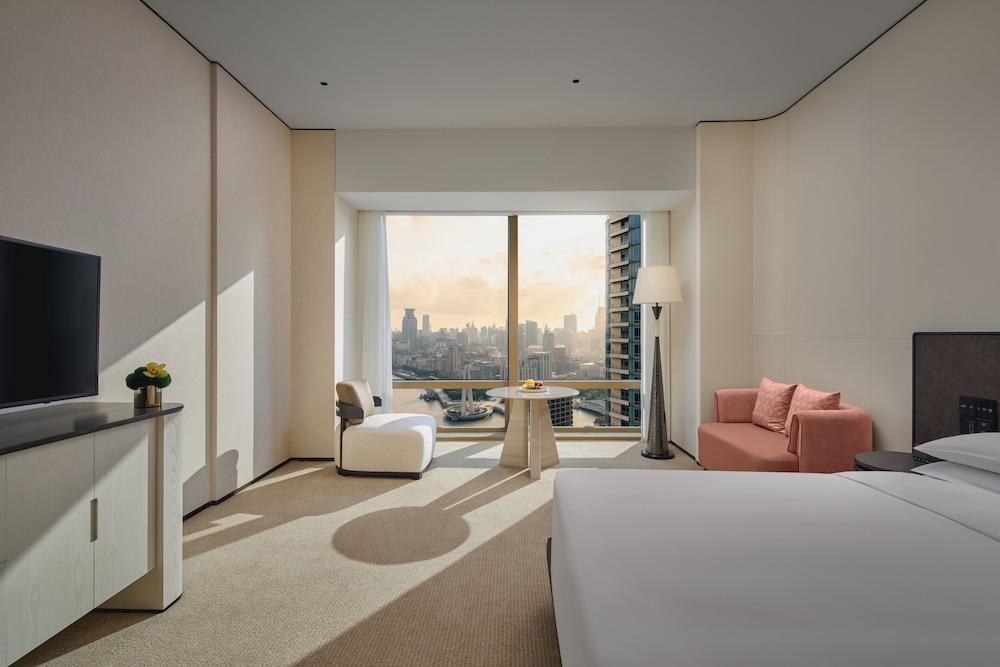 Hyatt On the Bund Hotel 14/49