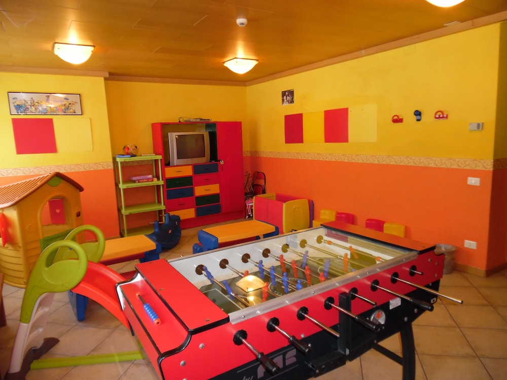 Hotel Andalo 21/25