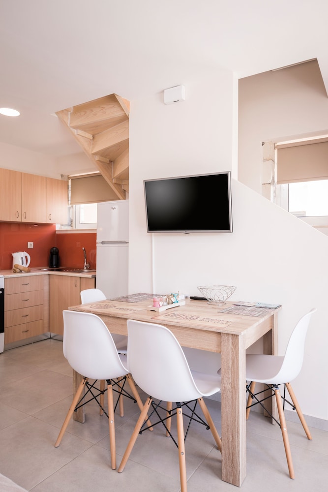 Athina Apartments 24/41