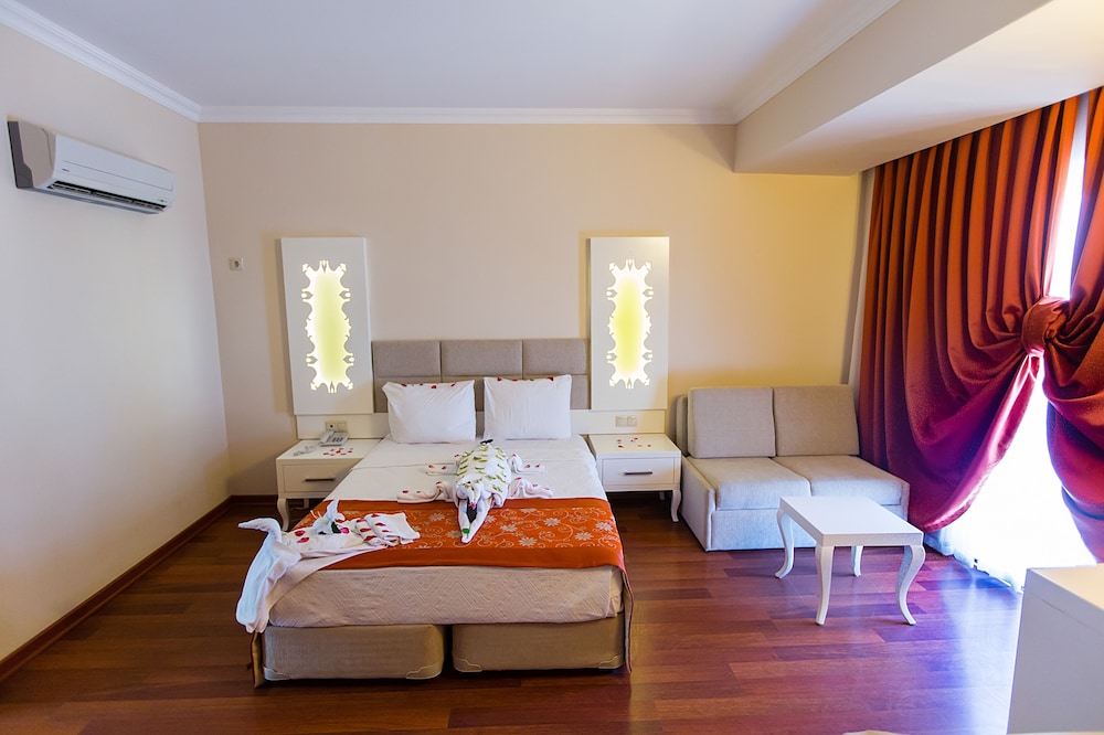 Grand Mir'Amor Hotel - Ultra All Inclusive 5/37