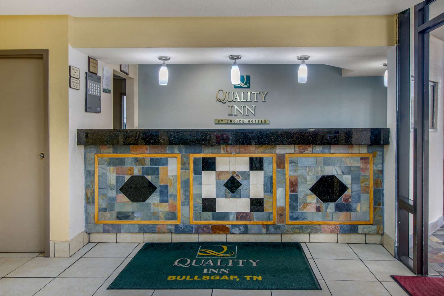Quality Inn Bulls Gap 10/39