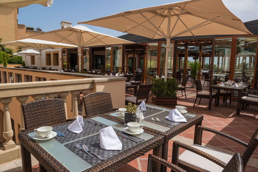 THE CAMP DE MAR Hotel & Resort 32/50