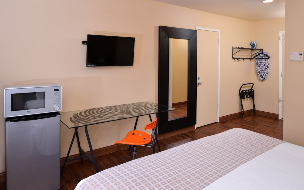 Valued Stay Madison 30/42