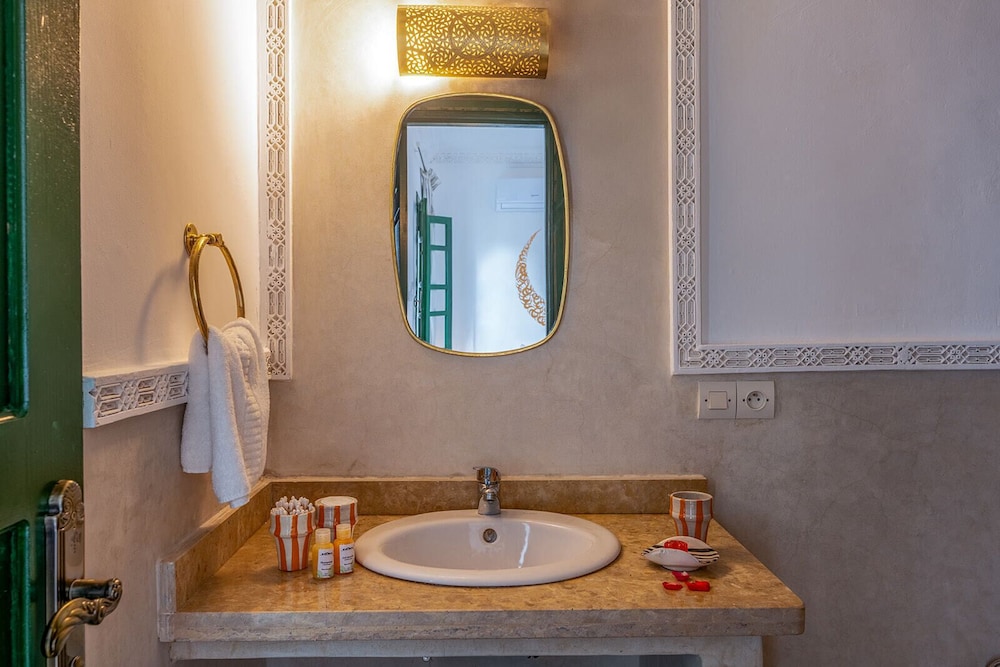 Riad les etoiles berberes 64/65