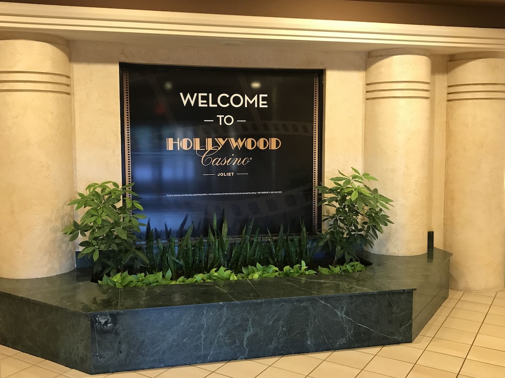Hollywood Casino Joliet 8/42