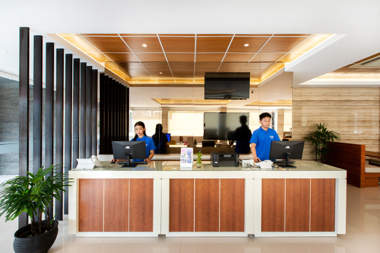 The Point Hotel Balikpapan 2/11