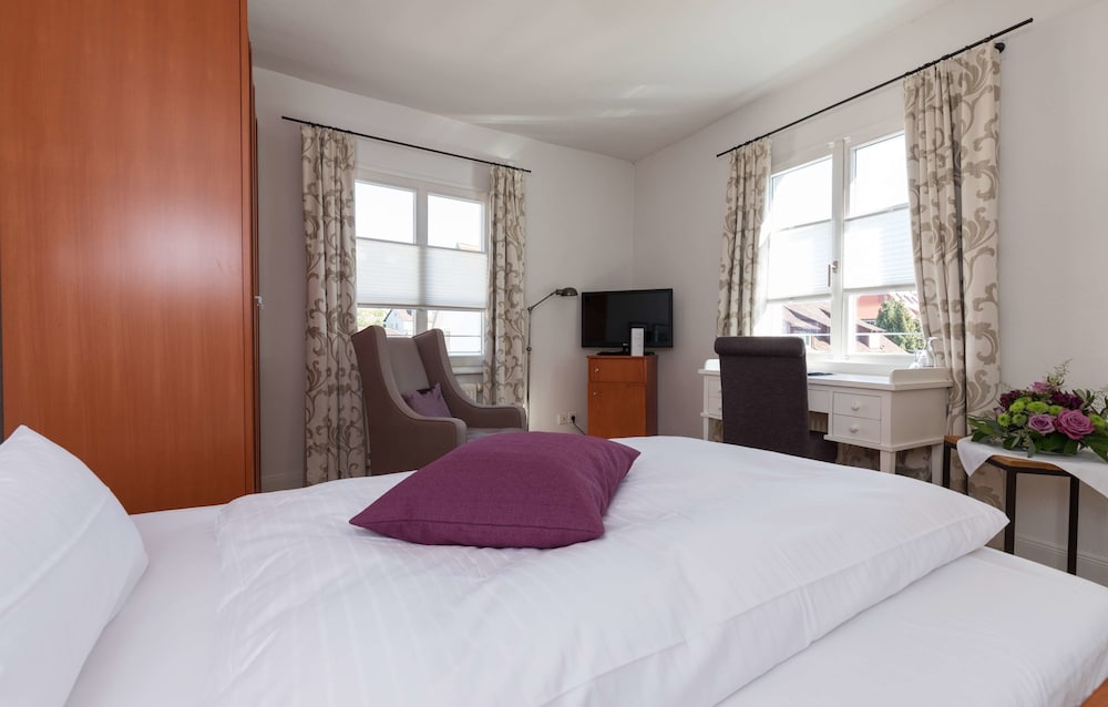 Bad Hotel Uberlingen 10/50