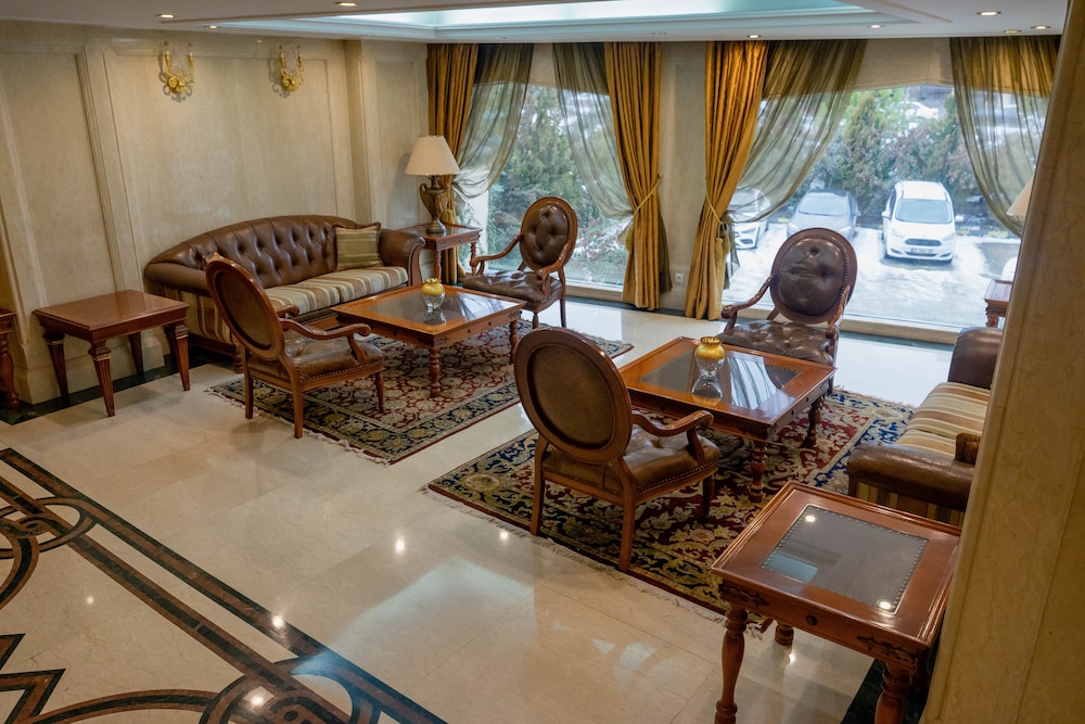 Akar International Hotel 44/50