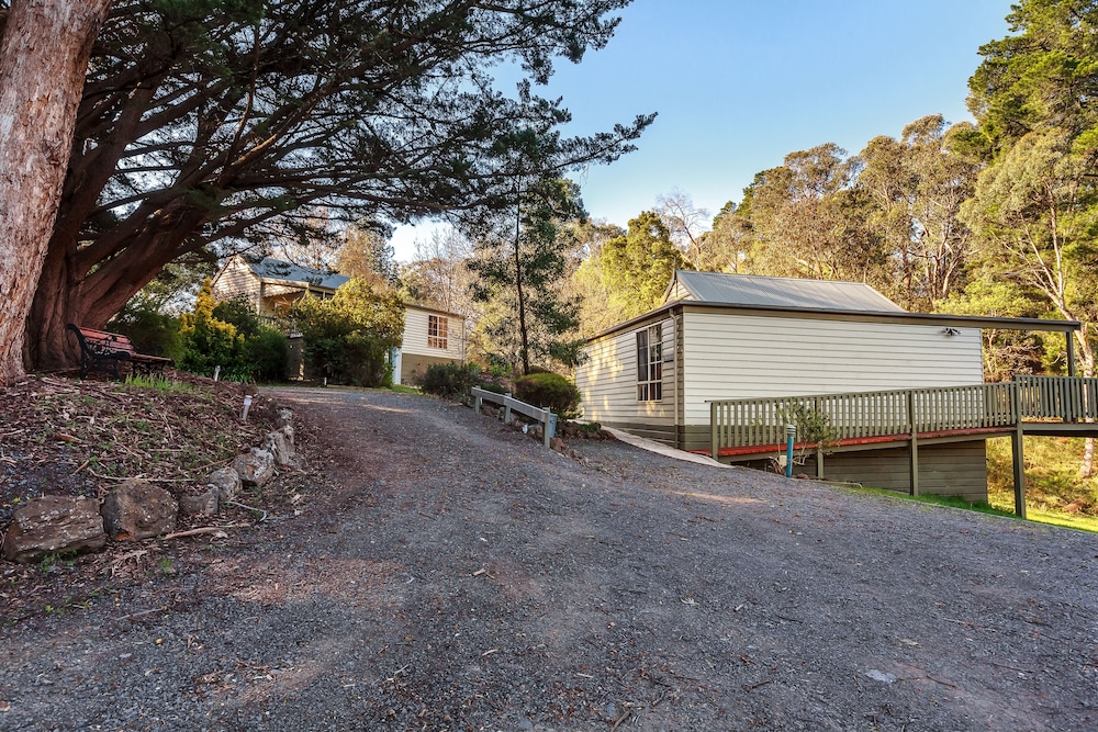The Cottages At Hepburn Springs 23/32