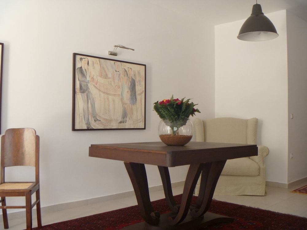 Aloe Luxury Apartments And Suites 34/50