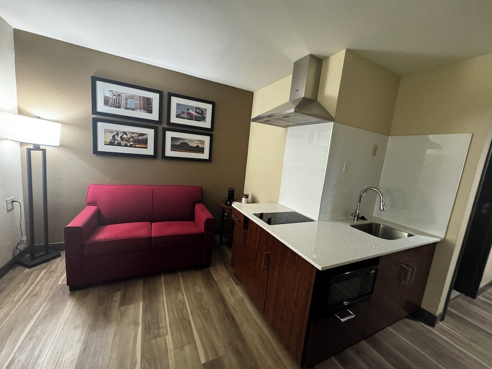 Wingate by Wyndham College Station TX 37/58