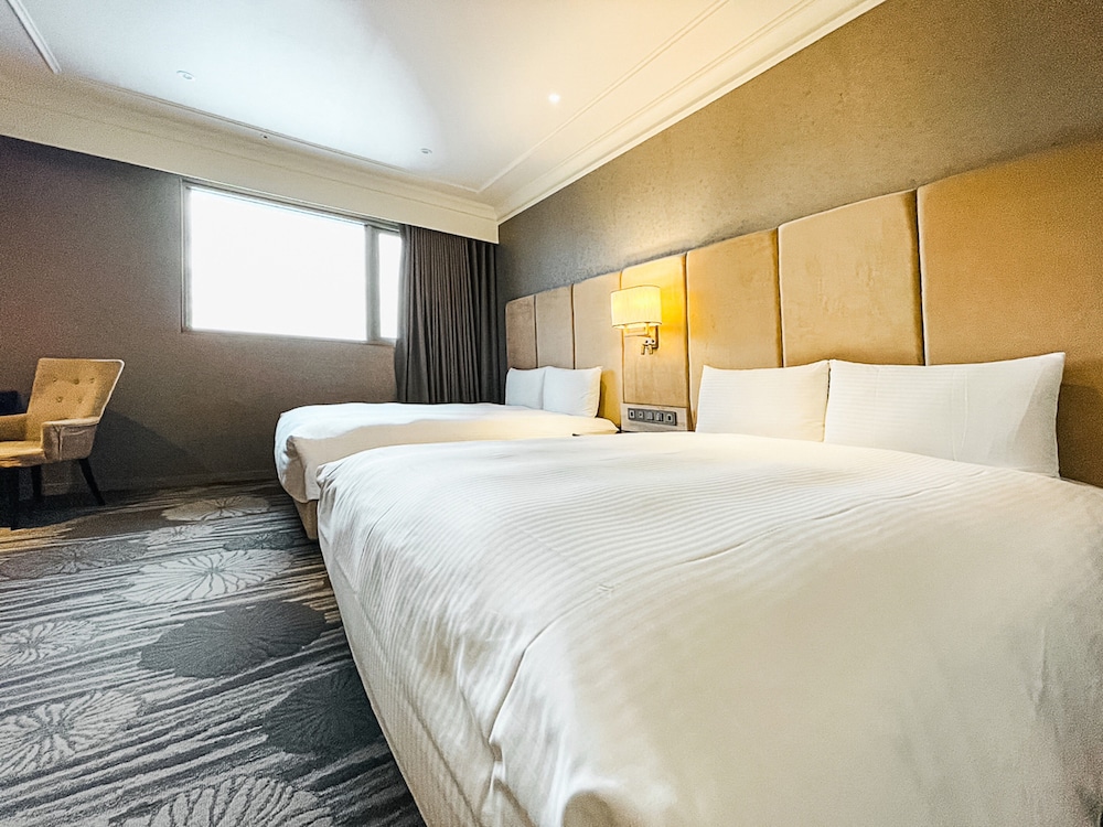 CHECK inn Select Tainan YongKang 28/60