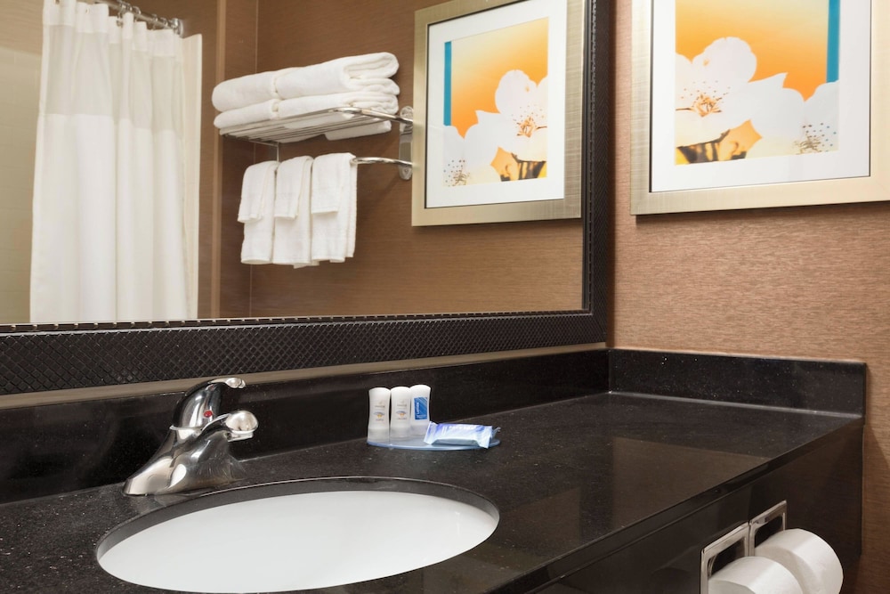 Country Inn & Suites by Radisson, Bismarck-Mandan 46/47