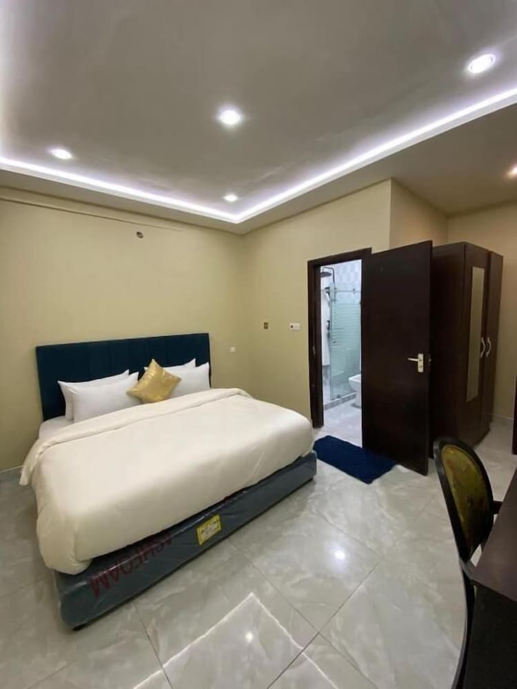 Villa Angelia Hotel 7/36