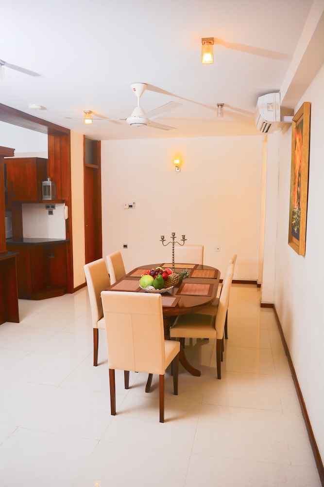 Unique Towers Luxury Boutique Suites 45/76
