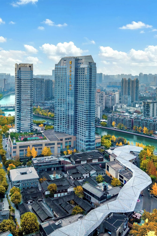 Shangri La Chengdu 65/72