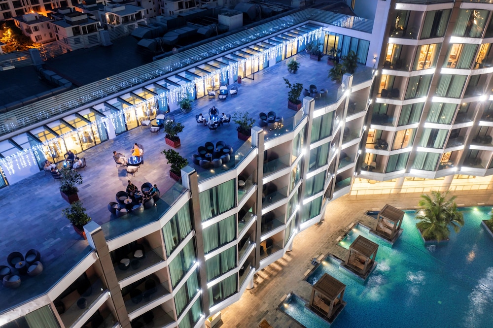 FLC Grand Hotel Samson 2/50