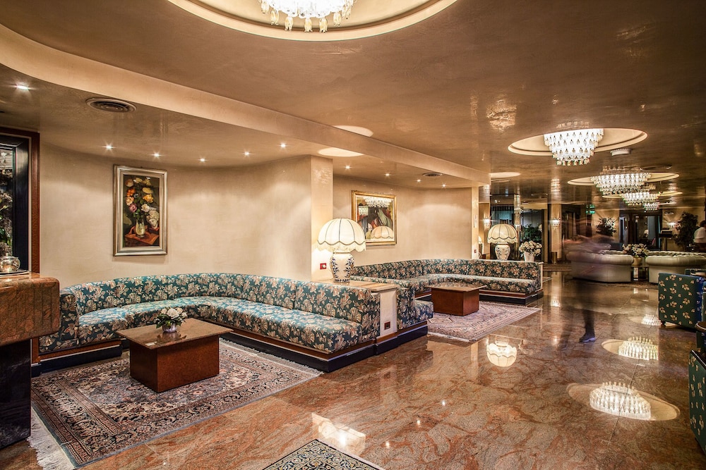 Leonardo Da Vinci Hotel 43/62
