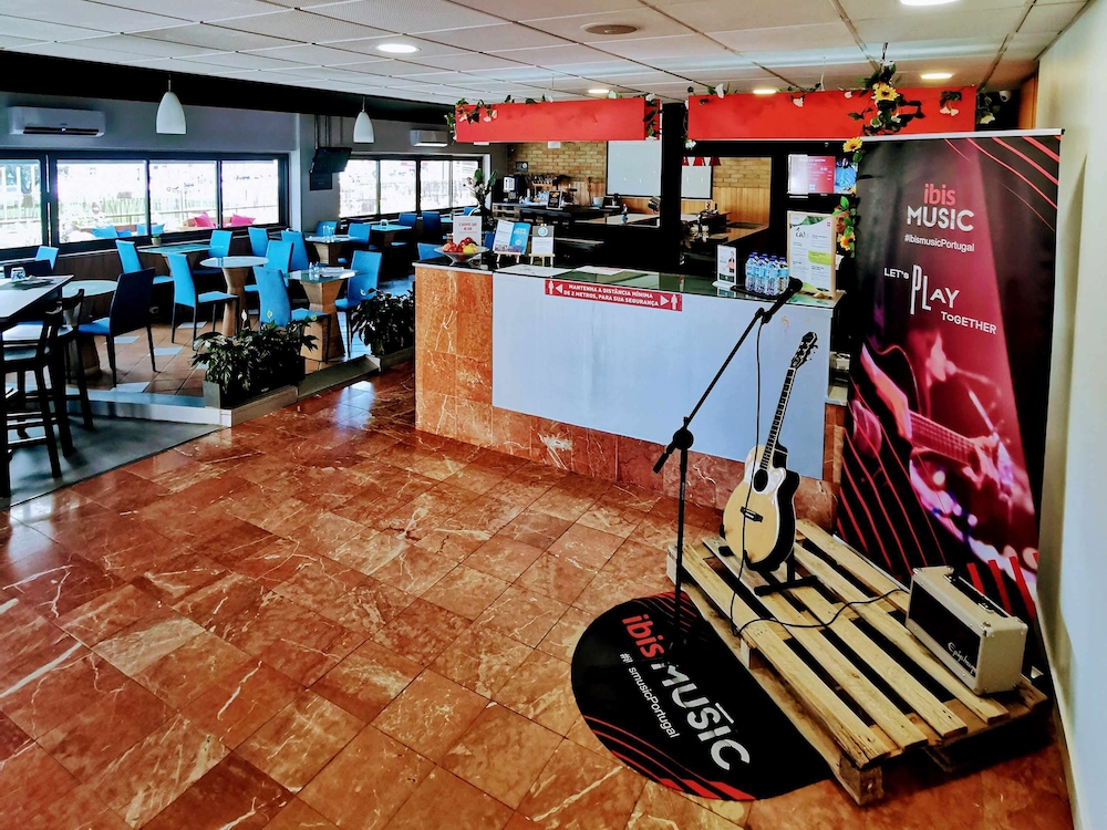 Ibis Leiria Fatima 44/80