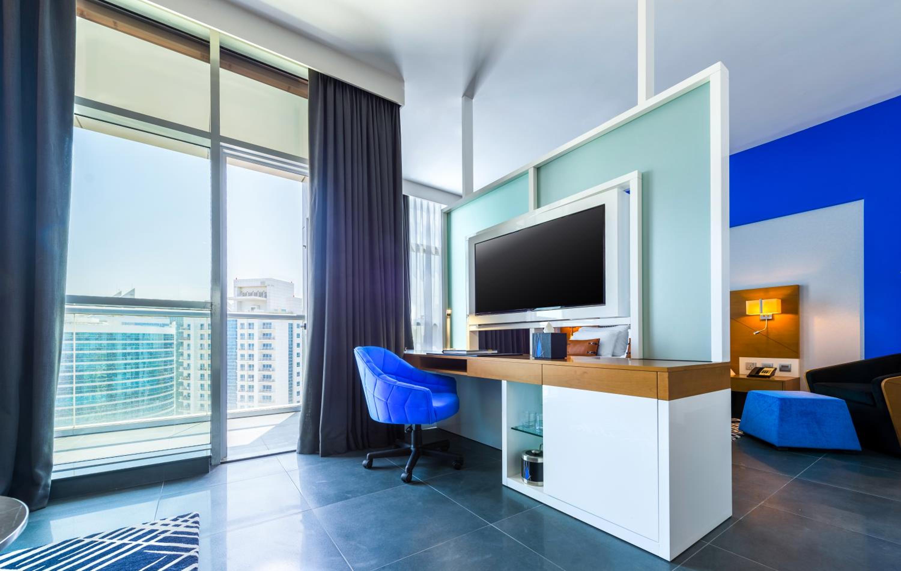 Vyp, Premium, Suite, King Bed, Lounge Access