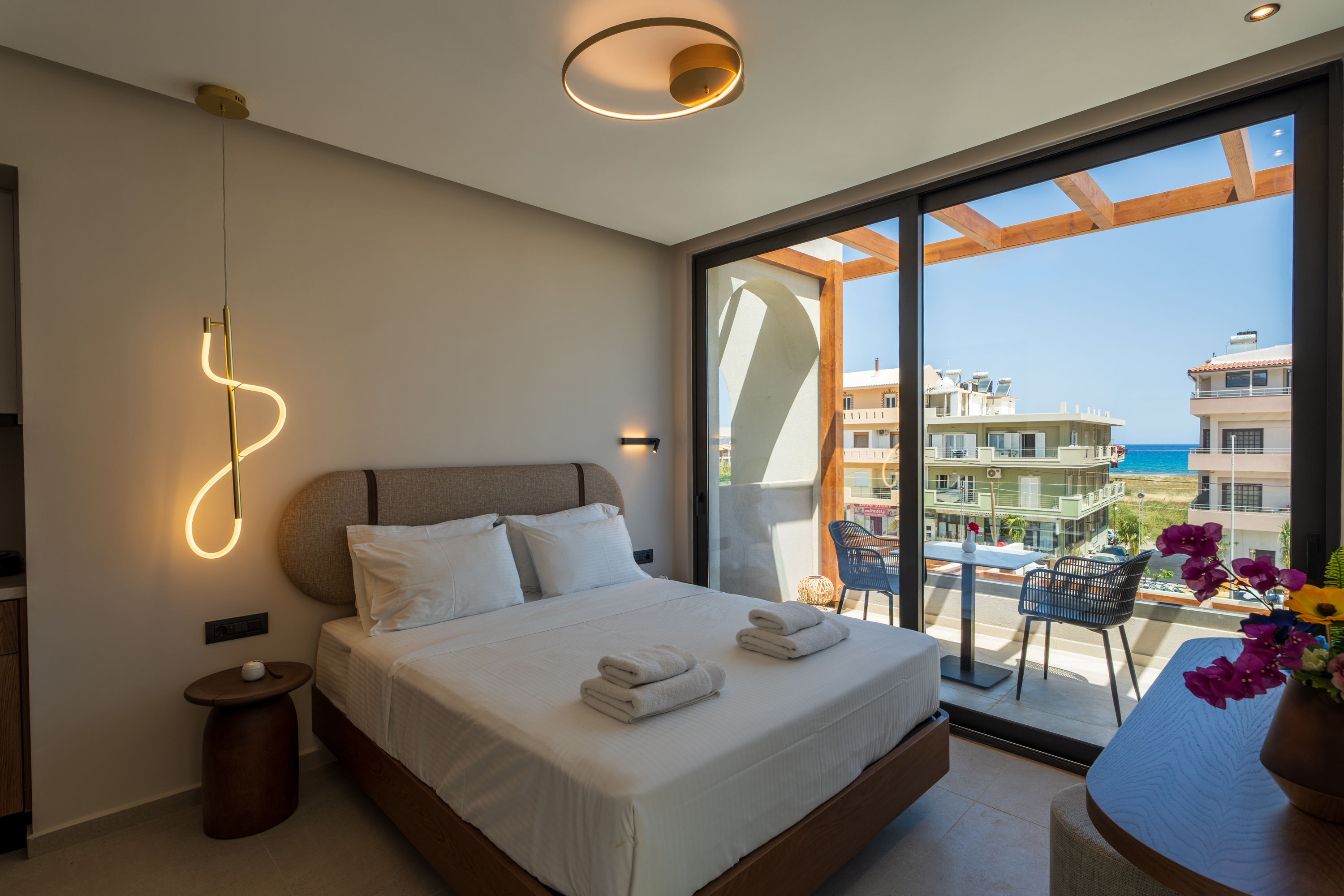 Suite - Open air Jacuzzi 4 Pax، Vaya Suites by Omilos Hotels 3/10
