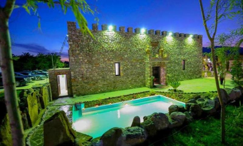 Kriva Hotel 23/24