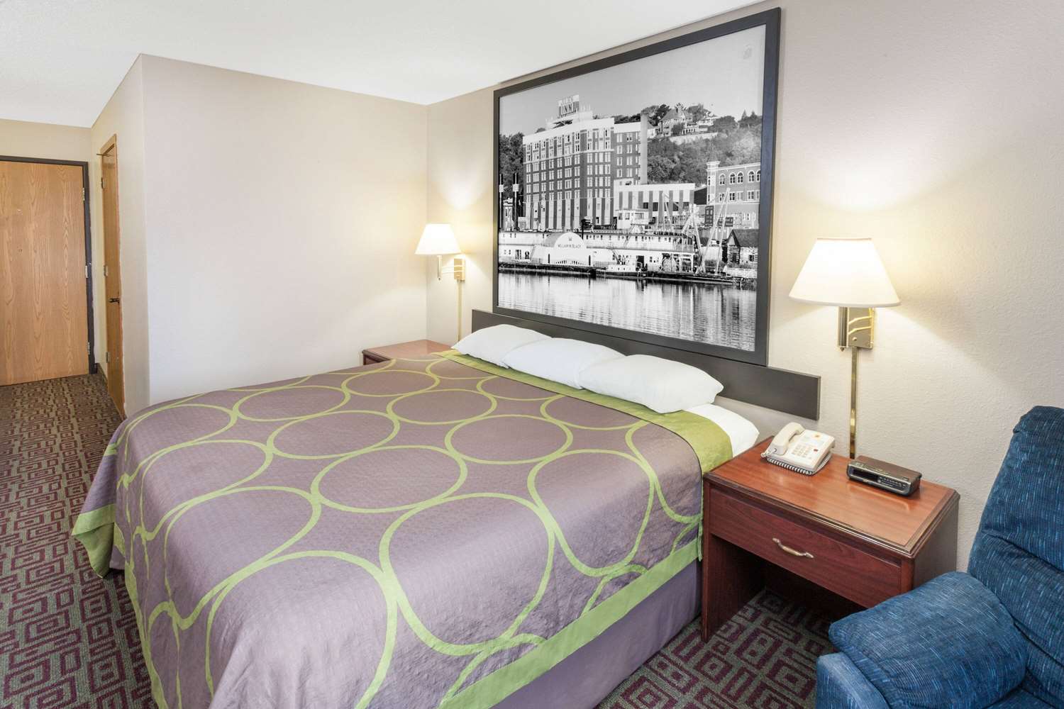Super 8 By Wyndham Muscatine 5/10