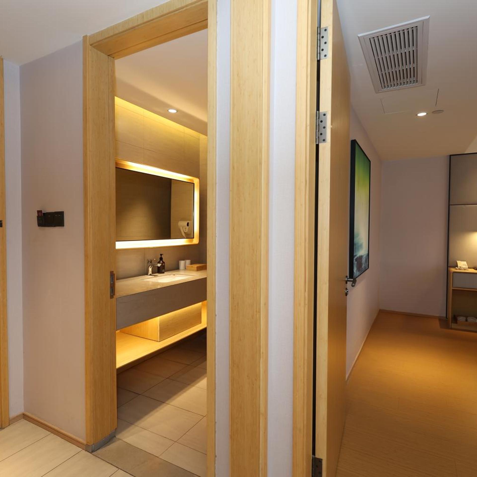 JI Hotel Shanghai Wujiaochang Shiguang Road 52/52