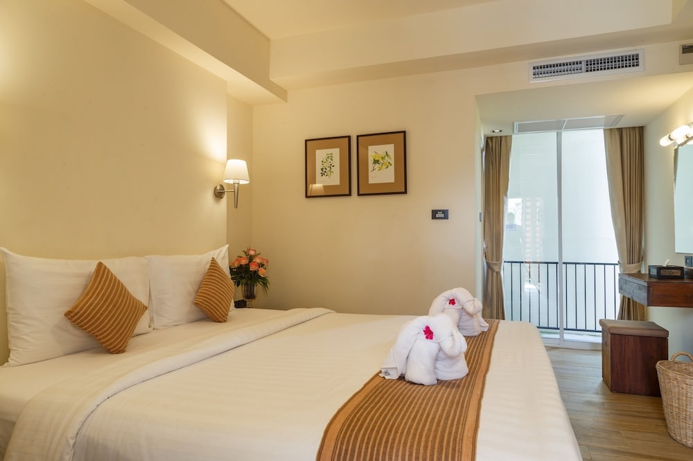 SUPERIOR, DOUBLE BED