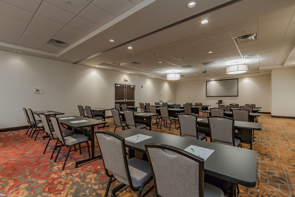 Holiday Inn Mishawaka North 44/50