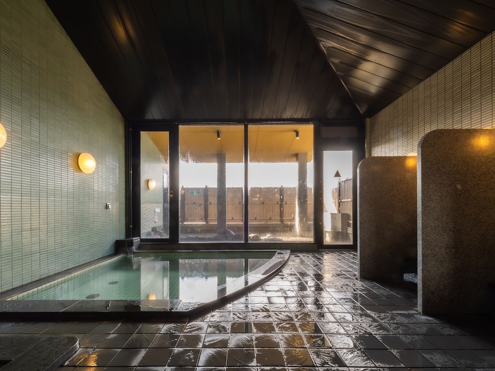 APA Hotel Kaga Daisyoji-Ekimae 33/57