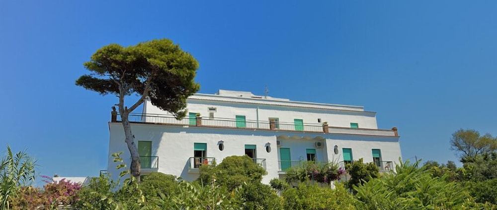 Hotel Riviera 2/60