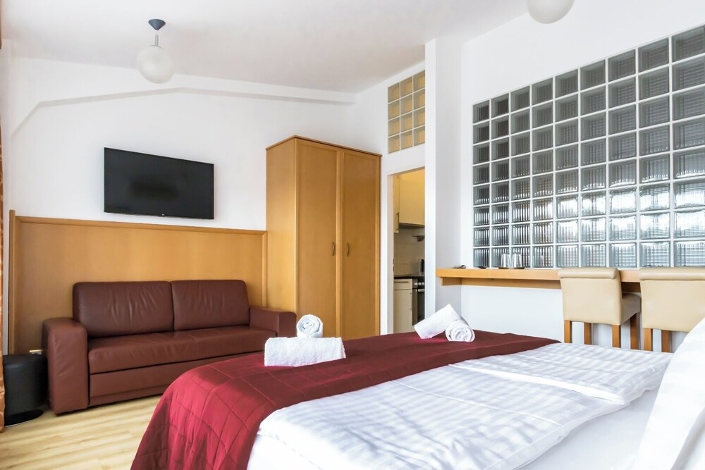 Corvinus Pension 29/59