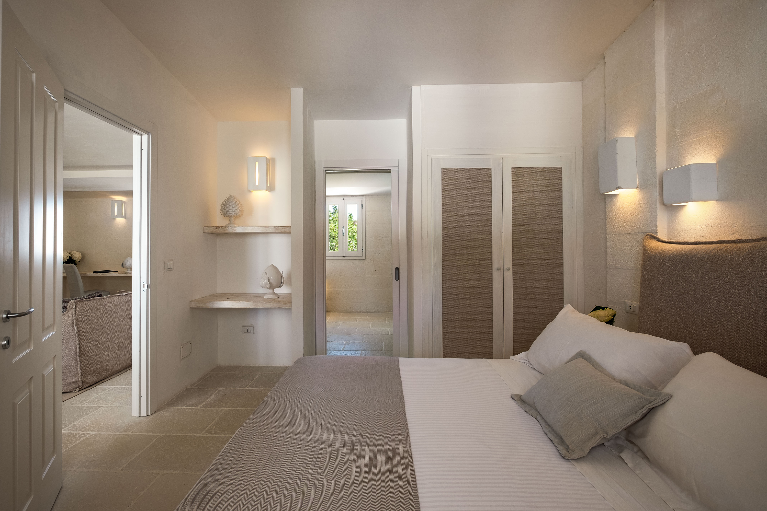 2 Bedrooms, Suite
