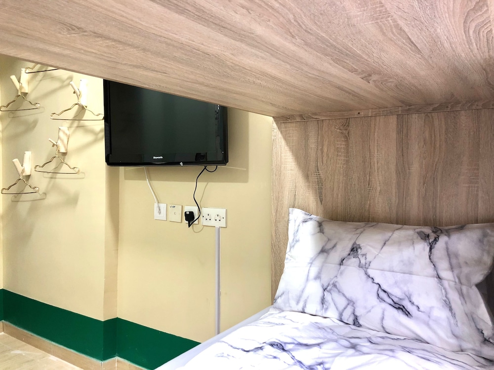 AMU Dreamhouse 37/47